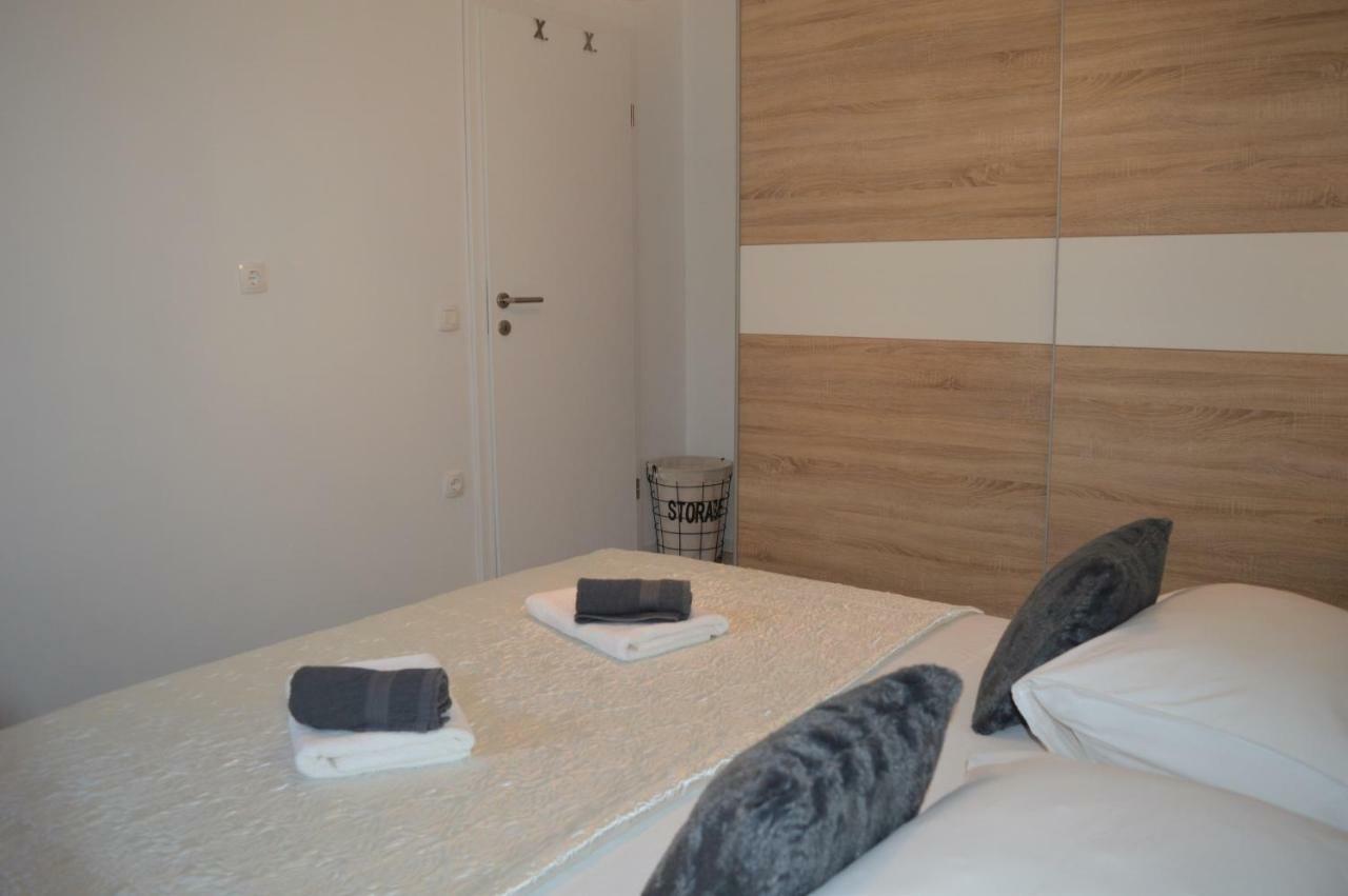 Garden Apartamento Sutomiscica Exterior foto